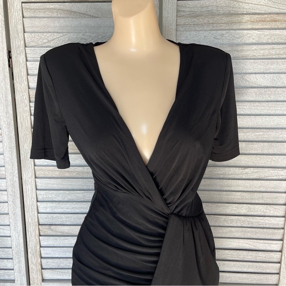 INA BLACK DRESS WITH SIDE RUCHING AND TIE DETAIL - Picture 3 of 14